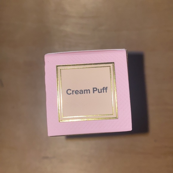Too Faced Sculpting Concealer- Cream Puff - Picture 2 of 2
